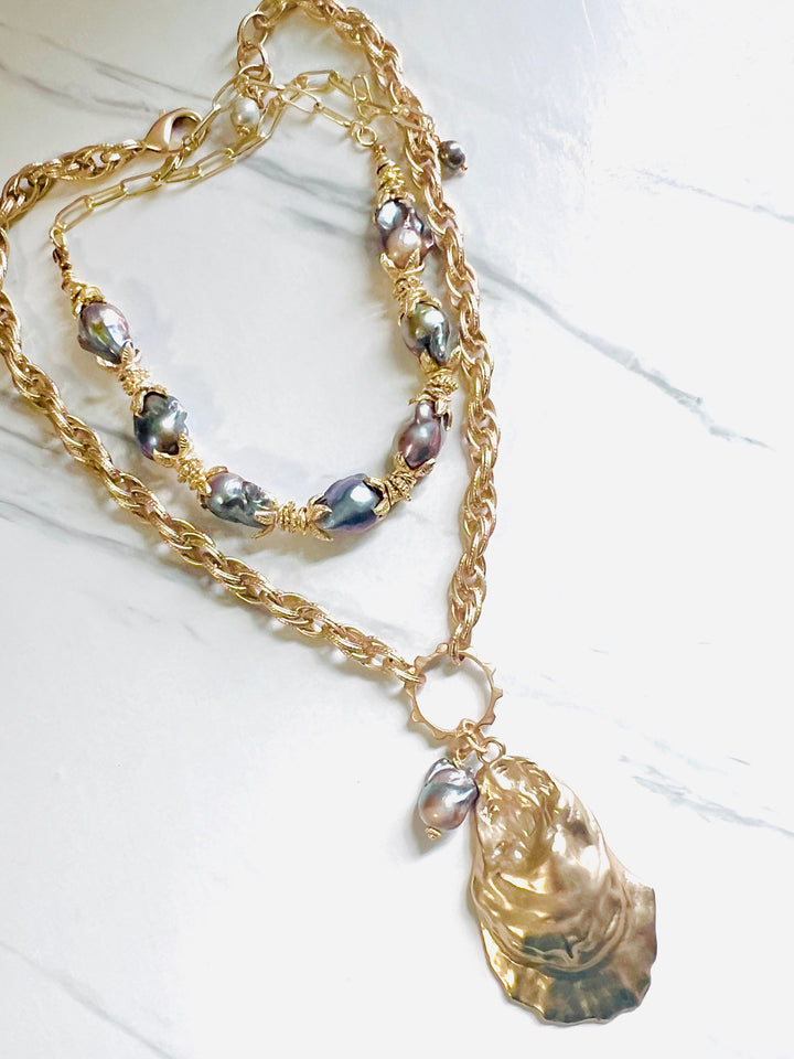 Phoebe Gold Oyster Shell Pendant with Large Peacock  Pearl Accent