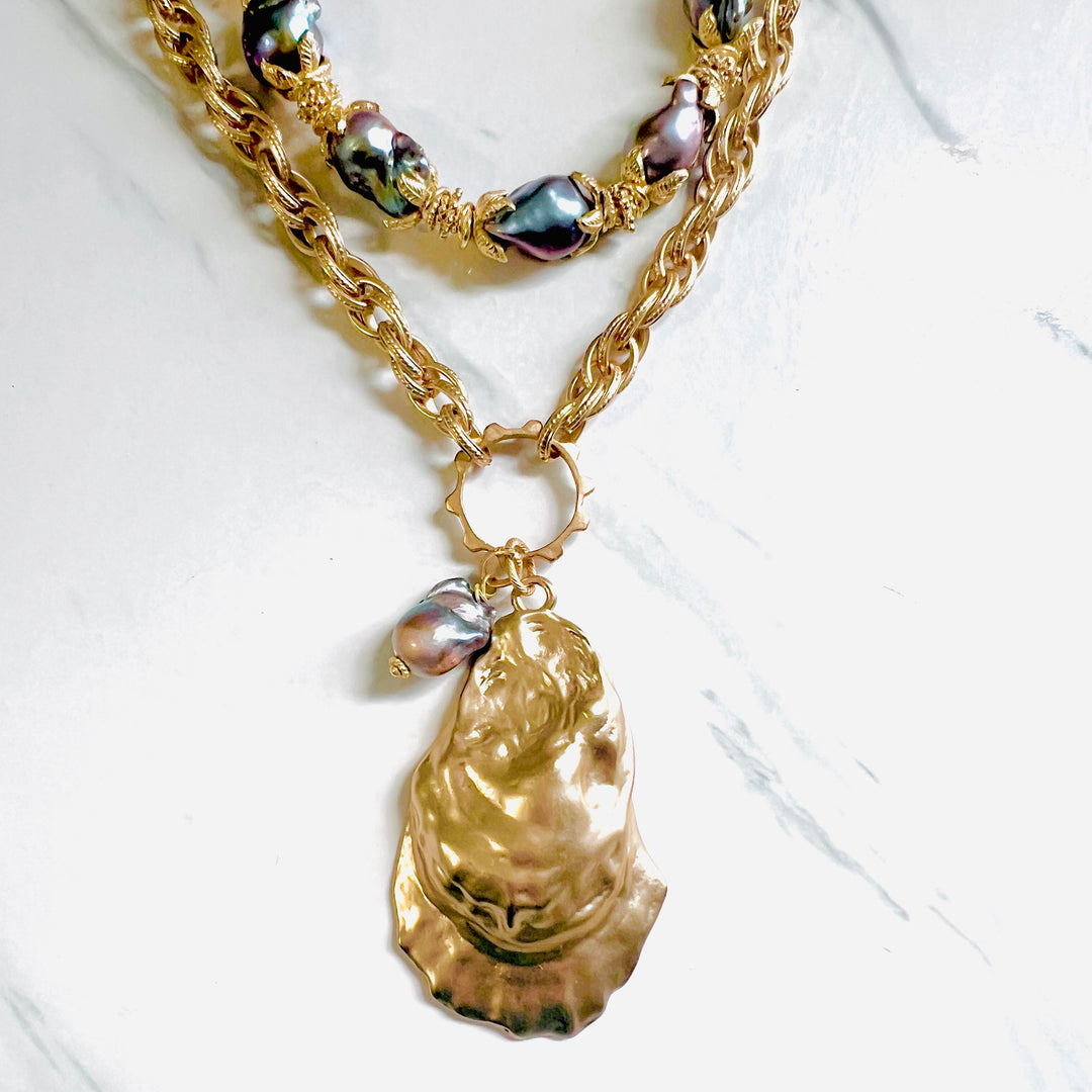 Phoebe Gold Oyster Shell Pendant with Large Peacock  Pearl Accent