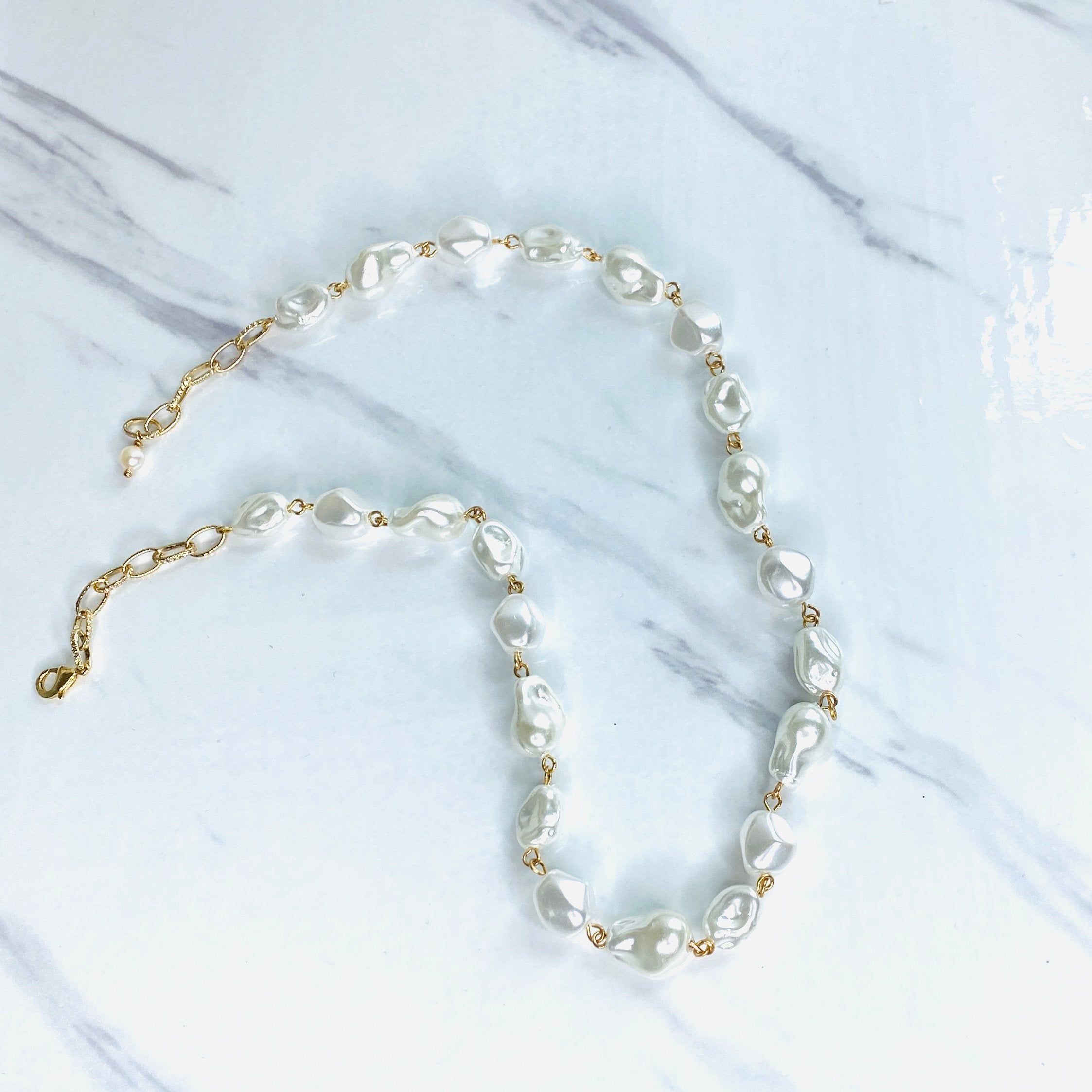 Glass Pearl Beaded Necklace in Gold or Silver – Fickle Fox Co